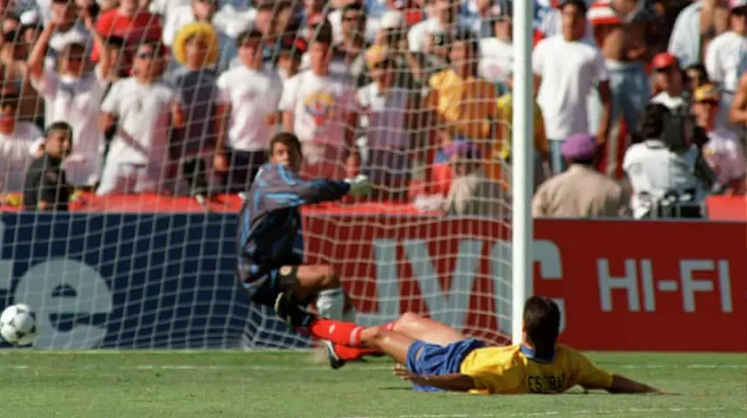 this-colombian-defender-was-assassinated-in-medellin-for-scoring-an-own-goal